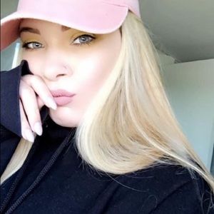 Meet your Posher, Cheyanne